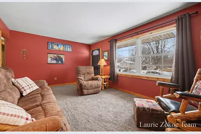 111 Ann Street, Coopersville, MI 49404 - Photo 6