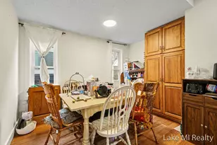 1053 3rd St NW, Grand Rapids, MI 49504 - Photo 36