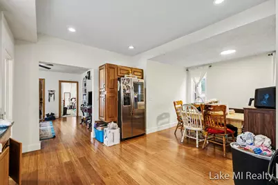 1053 3rd Street NW, Grand Rapids, MI 49504 - Photo 8