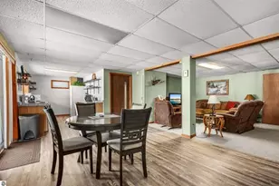 9561 Peterson Dr, Cadillac, MI 49601 - Photo 6