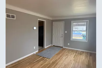 22732 Rosalind Avenue, Eastpointe, MI 48021 - Photo 6