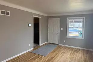 22732 Rosalind Ave, Eastpointe, MI 48021 - Photo 6