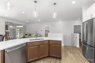 6602 Timber Crst Dr NE, Rockford, MI 49341 - Photo 14