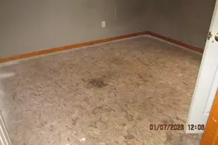 676 N 10th St, Plainwell, MI 49080 - Photo 10