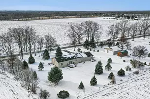 9654 W De Ave, Kalamazoo, MI 49009 - Photo 2