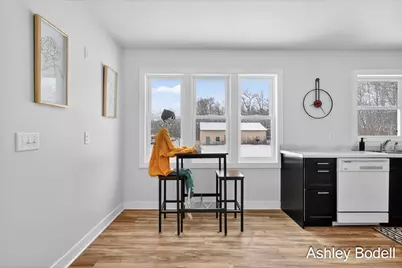 237 7 Mile Road NW, Comstock Park, MI 49321 - Photo 12