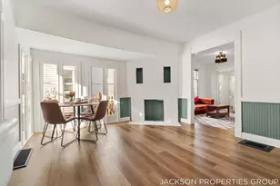 224 Spencer St NE, Grand Rapids, MI 49505 - Photo 10