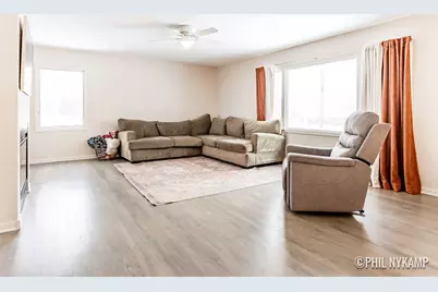 1640 Karen Court, Saint Joseph, MI 49085 - Photo 10
