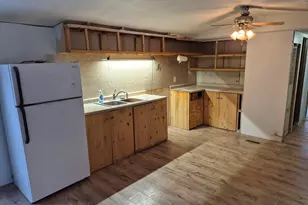 1205 Cherry Ln, Battle Creek, MI 49017 - Photo 16