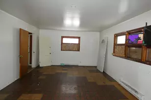 660 Pearl St, Benton Harbor, MI 49022 - Photo 16