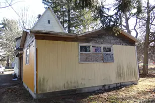 660 Pearl St, Benton Harbor, MI 49022 - Photo 4