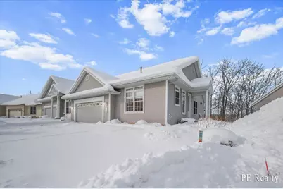 1129 Kensington Street NW, Grand Rapids, MI 49534 - Photo 1