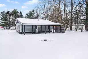 4997 S Croton Hardy Dr, Newaygo, MI 49337 - Photo 12