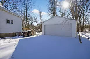 600 E Columbia St, Mason, MI 48854 - Photo 34