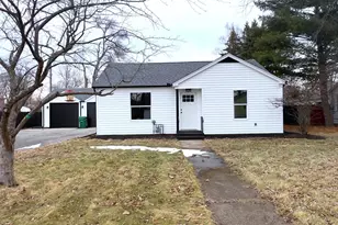 408 Heath Ave, White Pigeon, MI 49099 - Photo 2