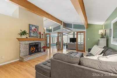 210 S Brewer Drive, Battle Creek, MI 49015 - Photo 6
