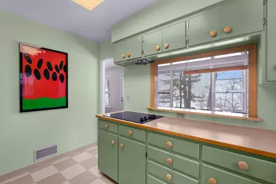 2400 Crest Drive, Kalamazoo, MI 49008 - Photo 14