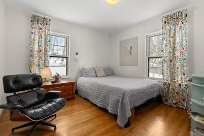 2400 Crest Drive, Kalamazoo, MI 49008 - Photo 16