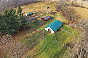 9378 Smith Rd, Tecumseh, MI 49286 - Photo 2