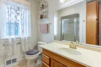 160 W Main Avenue, Zeeland, MI 49464 - Photo 52