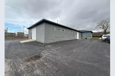 3408 Hollywood Road, Saint Joseph, MI 49085 - Photo 2