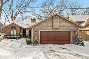 2111 Oak Ln, Battle Creek, MI 49014 - Photo 2