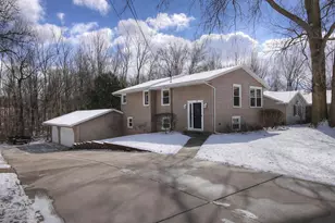 1160 Farnsworth Ave SE, Grand Rapids, MI 49546 - Photo 4
