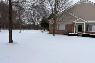 13529 Christina Ln, Belleville, MI 48111 - Photo 14