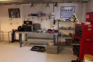 13529 Christina Ln, Belleville, MI 48111 - Photo 12