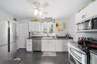 335 Prairie Street, Jackson, MI 49203 - Photo 12