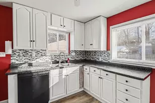 22279 Bohn Rd, Belleville, MI 48111 - Photo 8