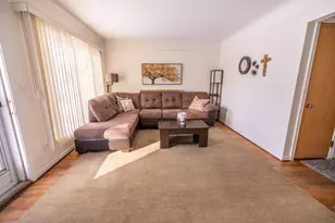 8218 Beaverland St, Detroit, MI 48239 - Photo 4