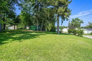 51502 Summit St, Paw Paw, MI 49079 - Photo 1