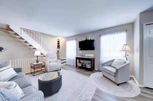 23528 Woodshire Ct, Novi, MI 48375 - Photo 6