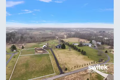 9750 Meadow Valley SE, Caledonia, MI 49316 - Photo 4