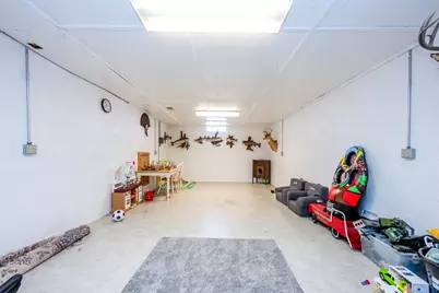 4290 E Britain Avenue, Benton Harbor, MI 49022 - Photo 22