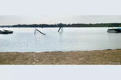 11637 Algonquin Drive, Pinckney, MI 48169 - Photo 26