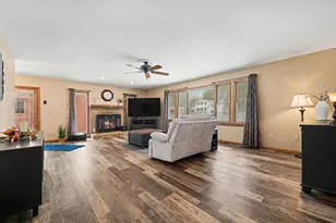 20095 Shadyside St, Livonia, MI 48152 - Photo 4