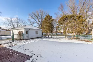 2043 Melvin St SW, Wyoming, MI 49519 - Photo 20