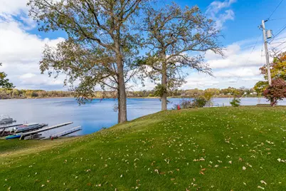 2090 Lake View Drive, Brooklyn, MI 49230 - Photo 2