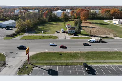 2142 S 11th Street, Niles, MI 49120 - Photo 2
