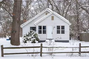 948 Becker Rd, Muskegon, MI 49445 - Photo 1