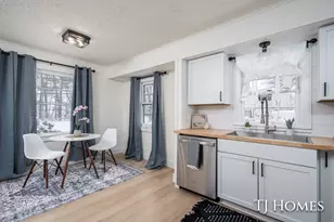 948 Becker Rd, Muskegon, MI 49445 - Photo 10