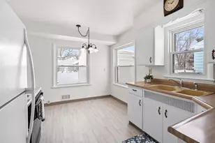 811 Craft Ave, Kalamazoo, MI 49048 - Photo 8