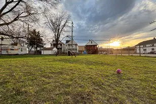 2222 Grayling St, Hamtramck, MI 48212 - Photo 1