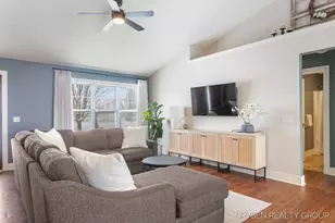 6114 Kingsbury Ct, Allendale, MI 49401 - Photo 6