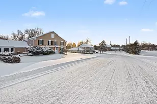 1734 Valleywood Ct, Portage, MI 49024 - Photo 22