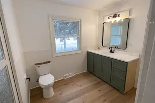 233 Washington Ave, Plainwell, MI 49080 - Photo 12