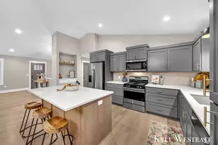 10886 Douglas Dr, Allendale, MI 49401 - Photo 16