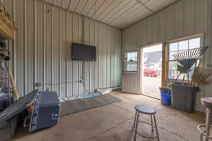 3011 E Empire Ave, Benton Harbor, MI 49022 - Photo 8